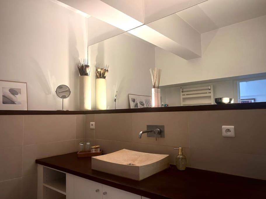 Down Town Spacious Duplex With Private Parking & Game Room Brussel Buitenkant foto